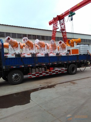 青島噴霧除塵設(shè)備---青島龍華杰機(jī)械制造QLH-20霧炮